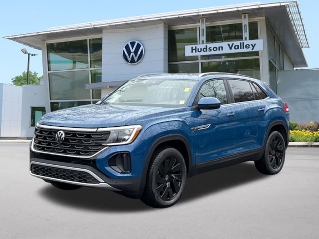 New 2026 Volkswagen Atlas Cross Sport 2.0T SE w/Technology SUV