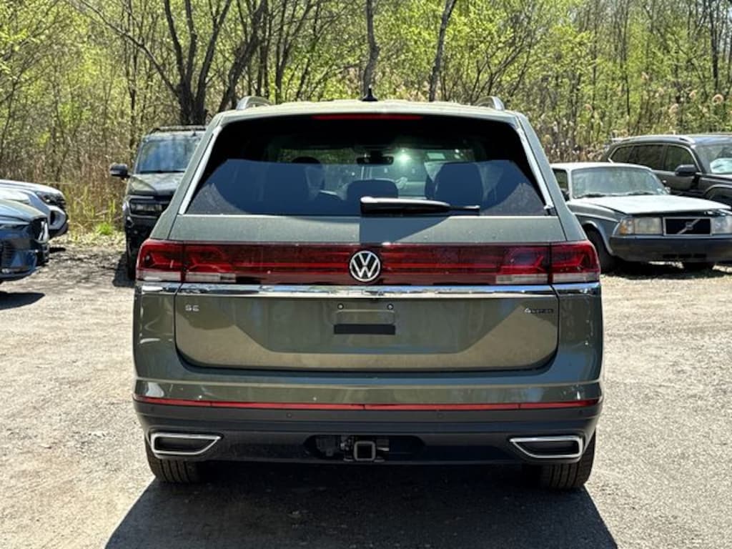 New 2026 Volkswagen Atlas 2.0T SE w/Technology SUV