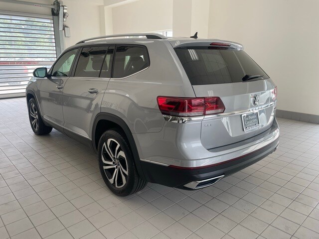 2022 Volkswagen Atlas SE Premium photo 2