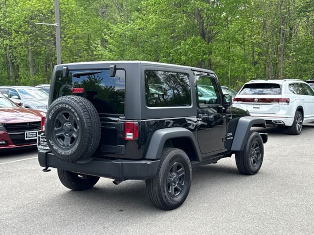 Used 2018 Jeep Wrangler JK Sport 4x4 SUV