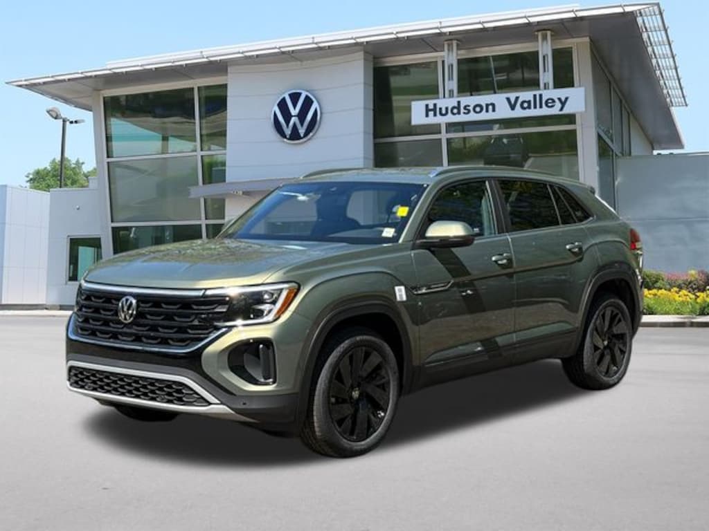 New 2026 Volkswagen Atlas Cross Sport 2.0T SE w/Technology SUV