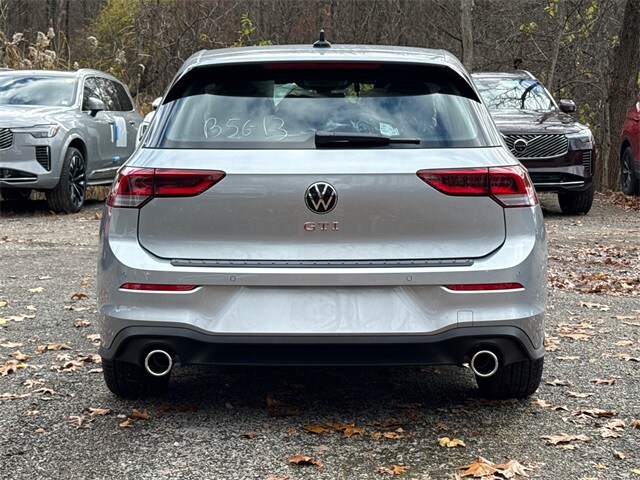 2026 Volkswagen Golf GTI S photo 3