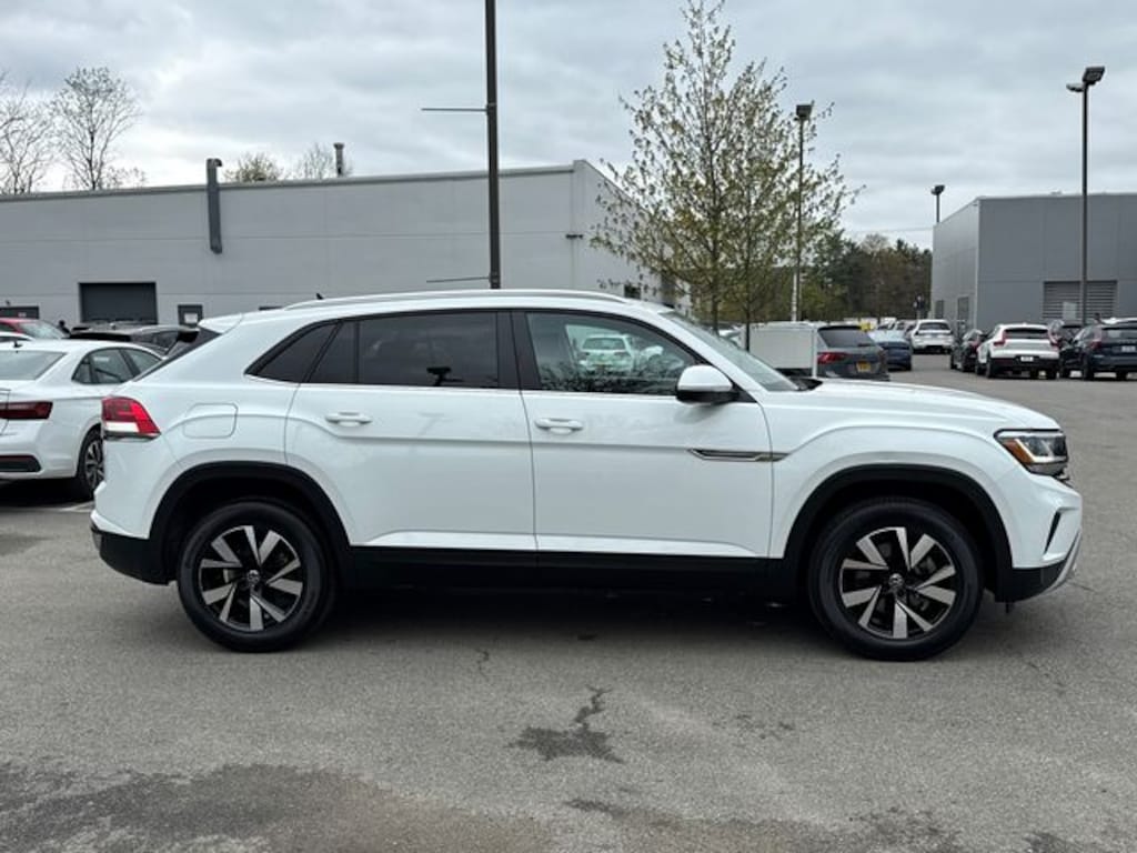 Certified 2023 Volkswagen Atlas Cross Sport 2.0T SE SUV