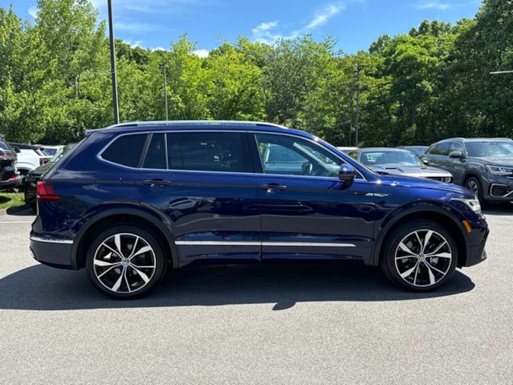 Certified 2023 Volkswagen Tiguan 2.0T SEL R-Line SUV