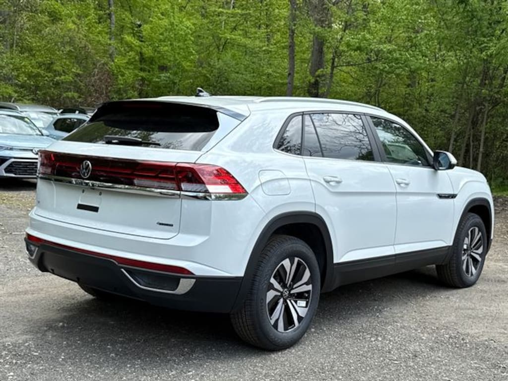 New 2026 Volkswagen Atlas Cross Sport 2.0T SE SUV