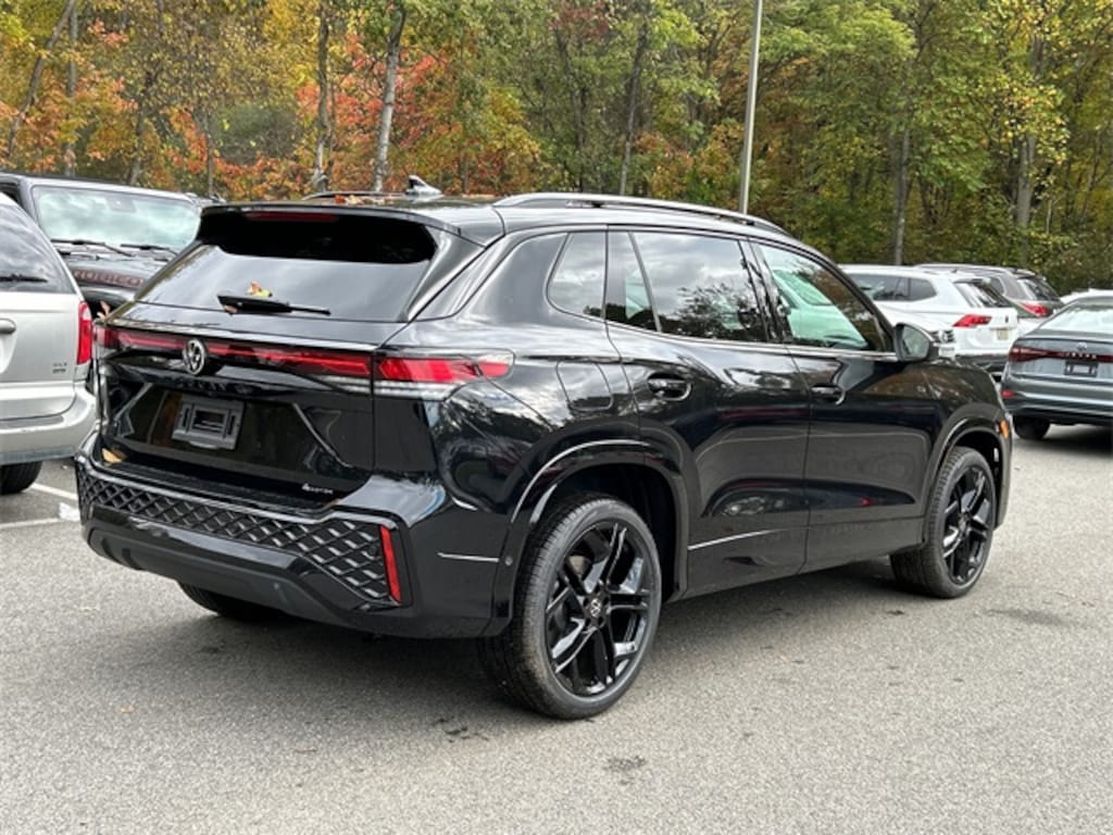 New 2025 Volkswagen Tiguan 2.0T SE R-Line Black SUV