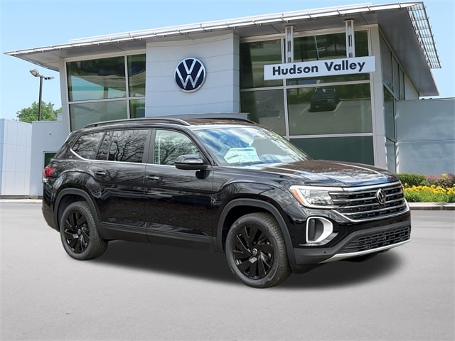 2026 Volkswagen Atlas SE w/Tech's photo