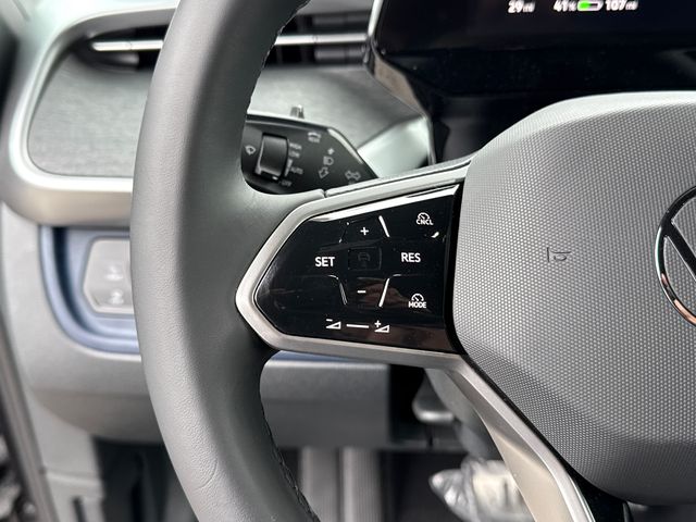 2025 Volkswagen ID. Buzz PRO S - Photo 12