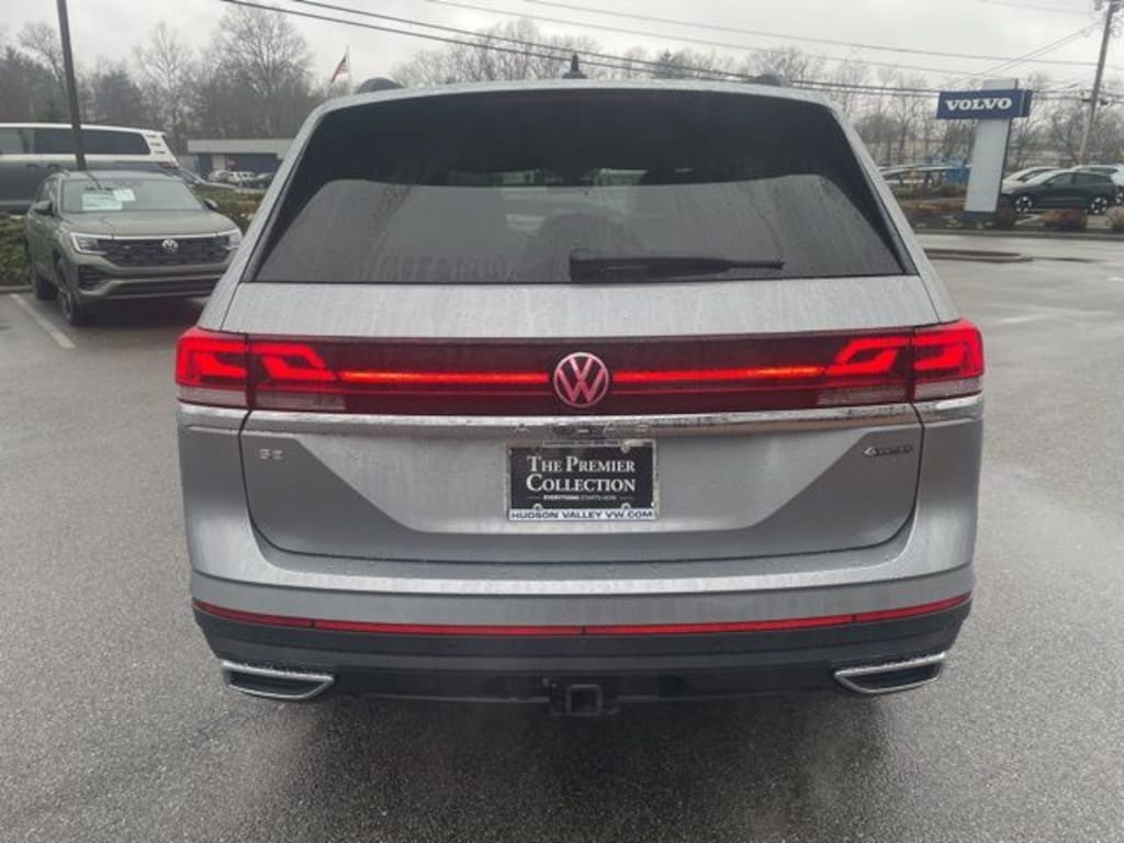 Certified 2026 Volkswagen Atlas 2.0T SE w/Technology SUV