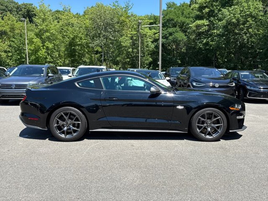 Used 2022 Ford Mustang Coupe
