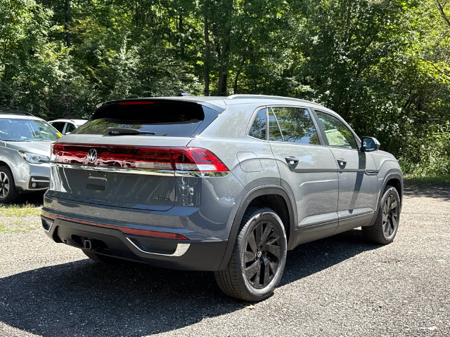 New 2026 Volkswagen Atlas Cross Sport SE w/Technology SUV