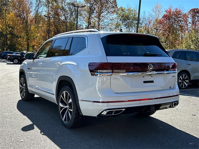 2026 Volkswagen Atlas SEL Premium R-Line photo 3