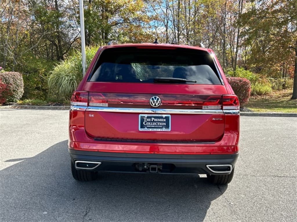 New 2025 Volkswagen Atlas 2.0T SE w/Technology SUV
