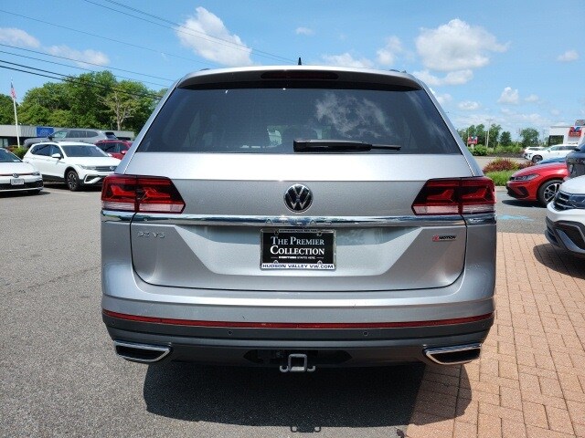 2022 Volkswagen Atlas V6 SE Technology photo 3