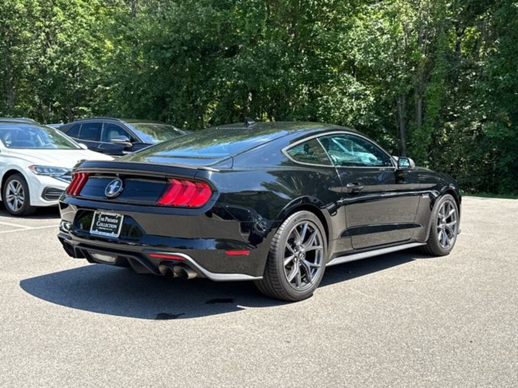 Used 2022 Ford Mustang Coupe