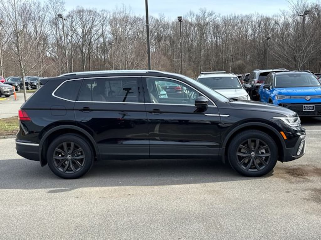 Certified 2024 Volkswagen Tiguan 2.0T SE SUV