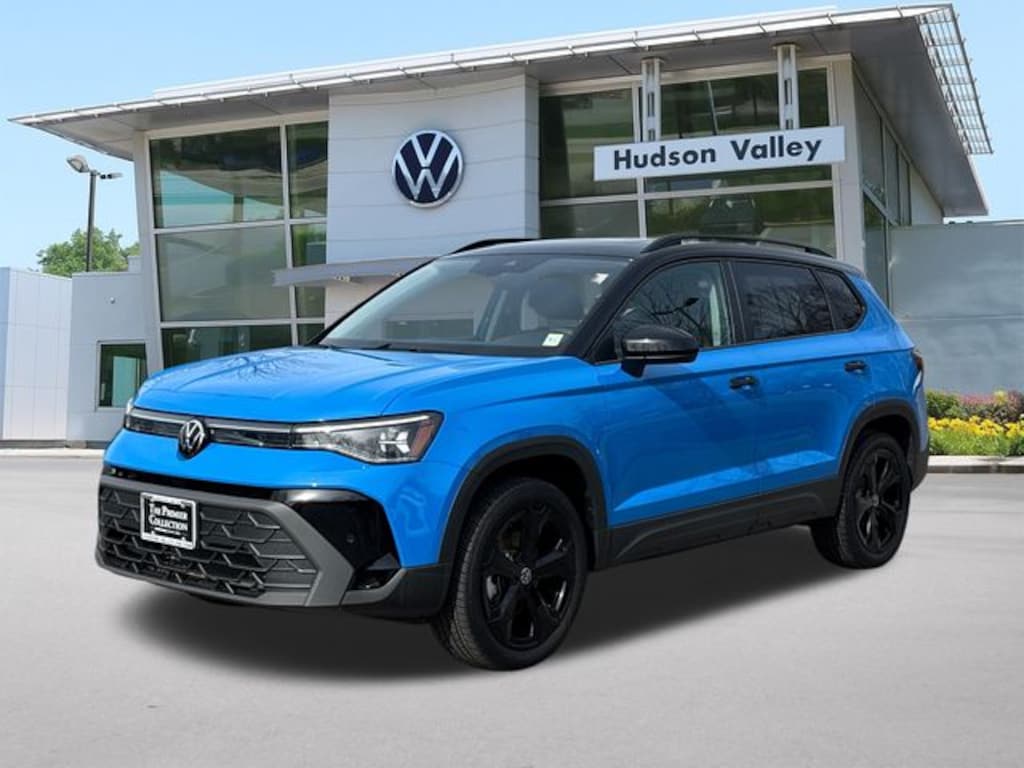 Certified 2025 Volkswagen Taos 1.5T SE Black SUV
