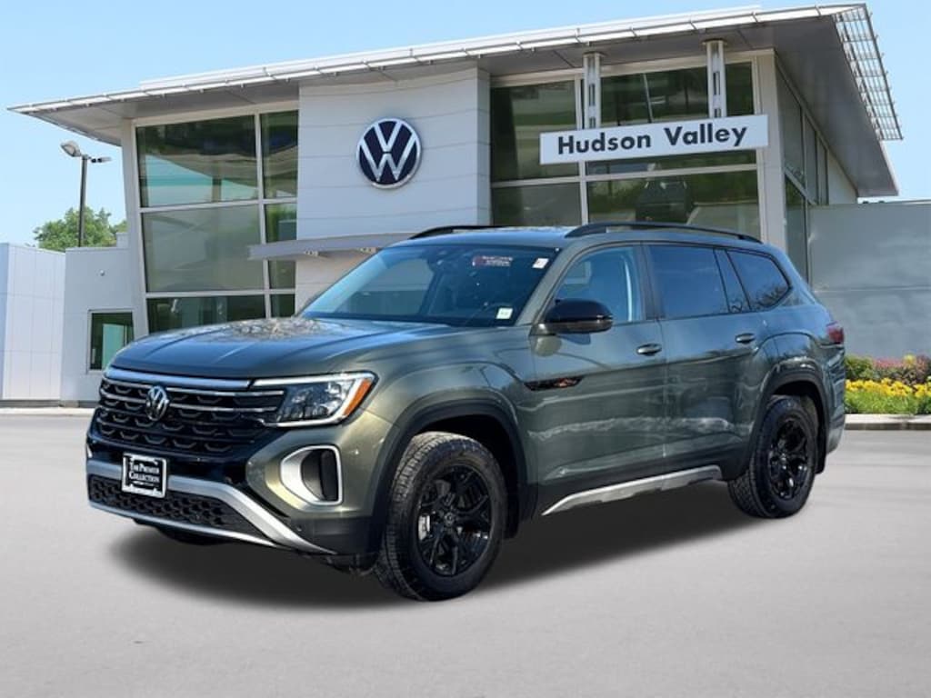 Certified 2024 Volkswagen Atlas 2.0T Peak Edition SE w/Technology SUV