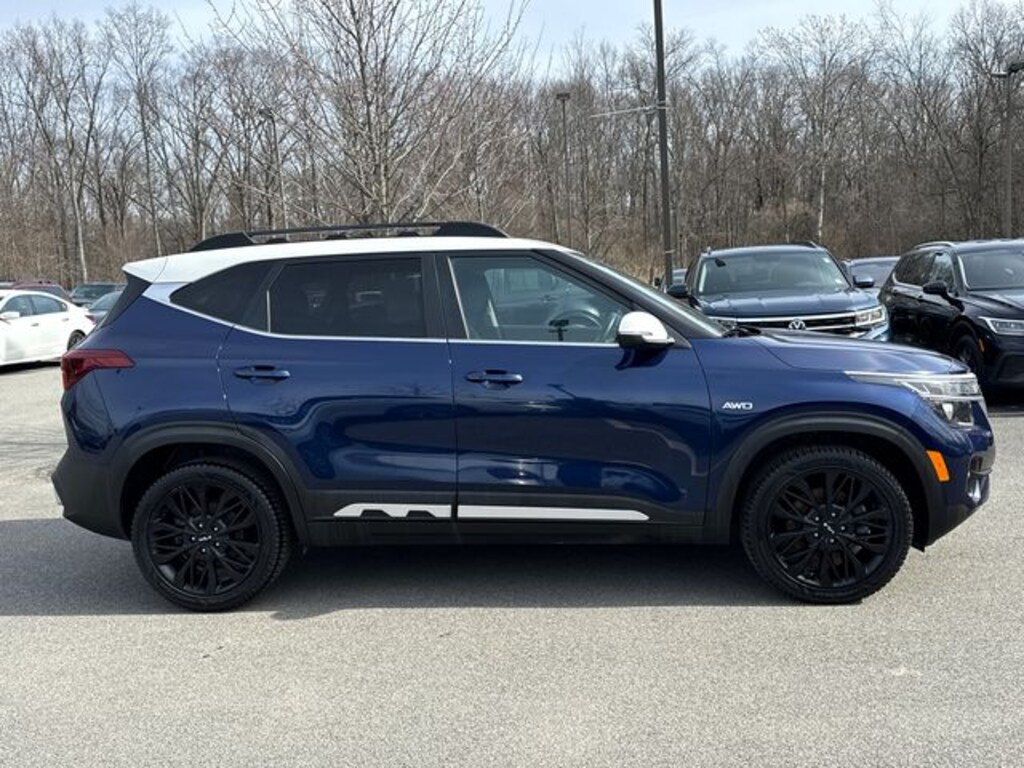 Used 2022 Kia Seltos Nightfall SUV