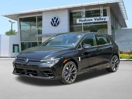 2026 Volkswagen Golf R 2.0T Hatchback