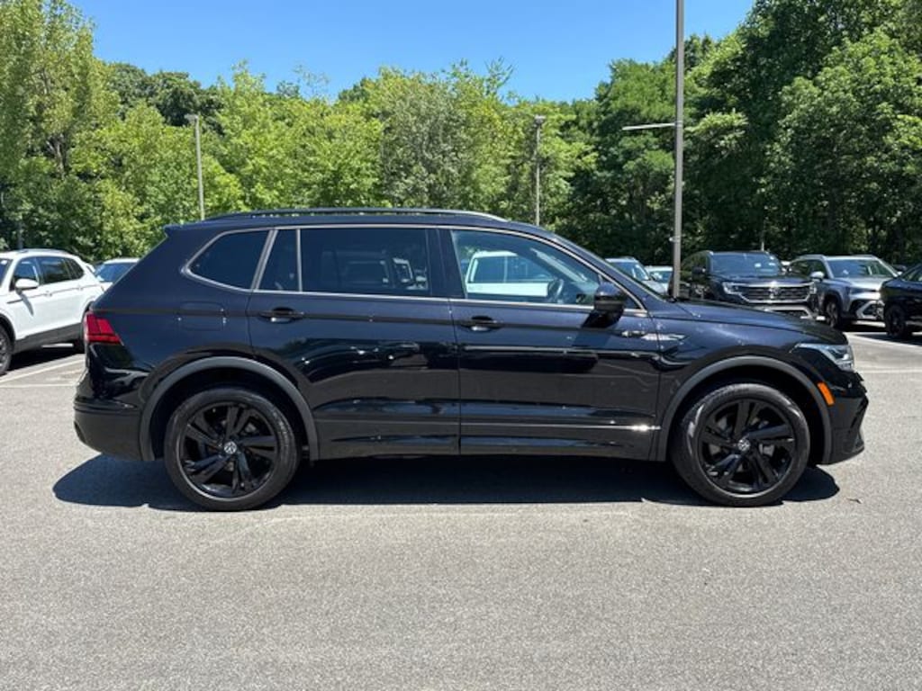 Used 2023 Volkswagen Tiguan 2.0T SE R-Line Black SUV