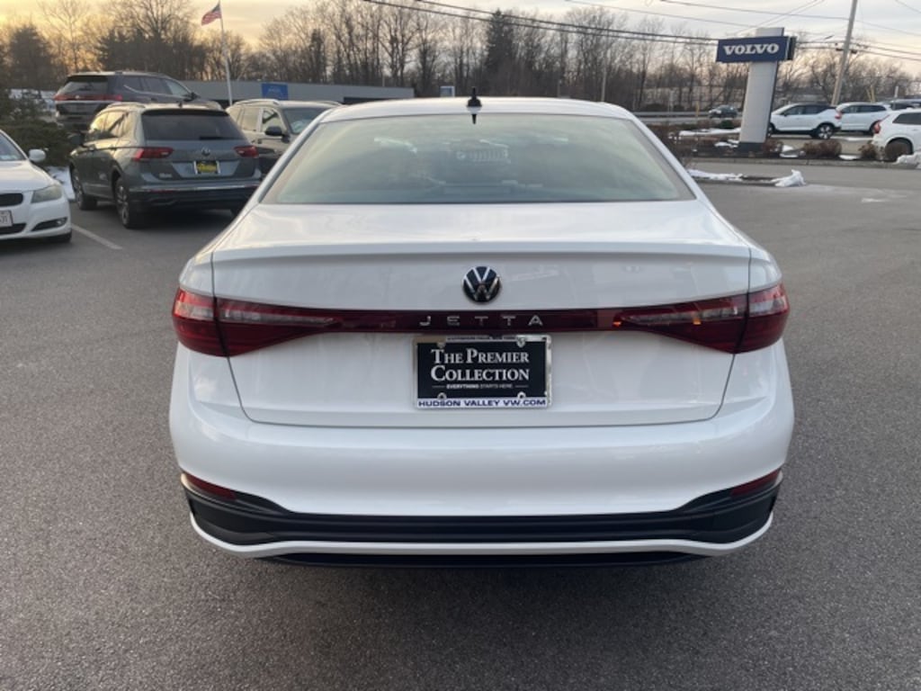 Certified 2025 Volkswagen Jetta 1.5T Sport Sedan