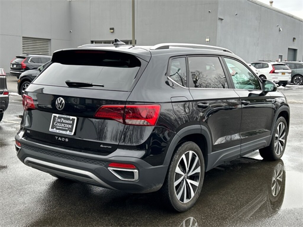 Certified 2022 Volkswagen Taos 1.5T SE SUV