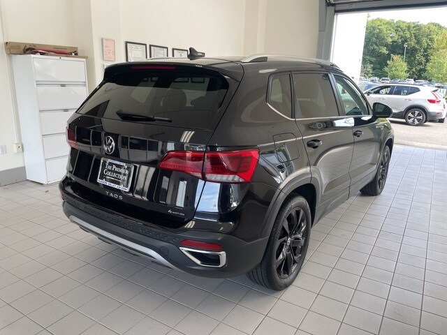 2022 Volkswagen Taos SE photo 4