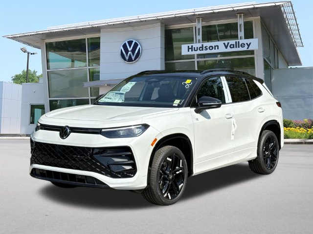 New 2026 Volkswagen Tiguan SE R-Line Black SUV