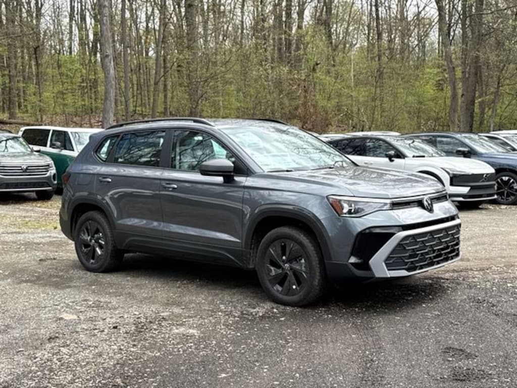 New 2026 Volkswagen Taos 1.5T S SUV