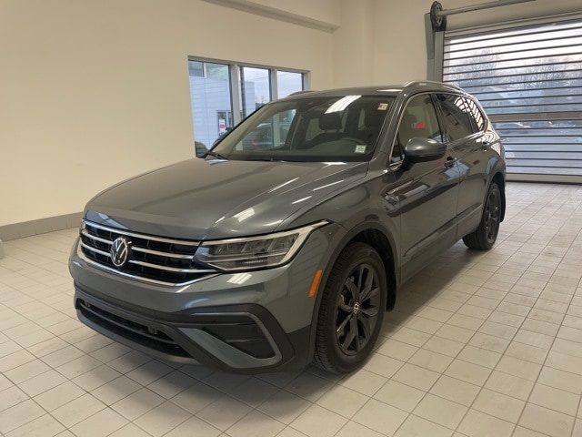 2024 Volkswagen Tiguan SE's photo