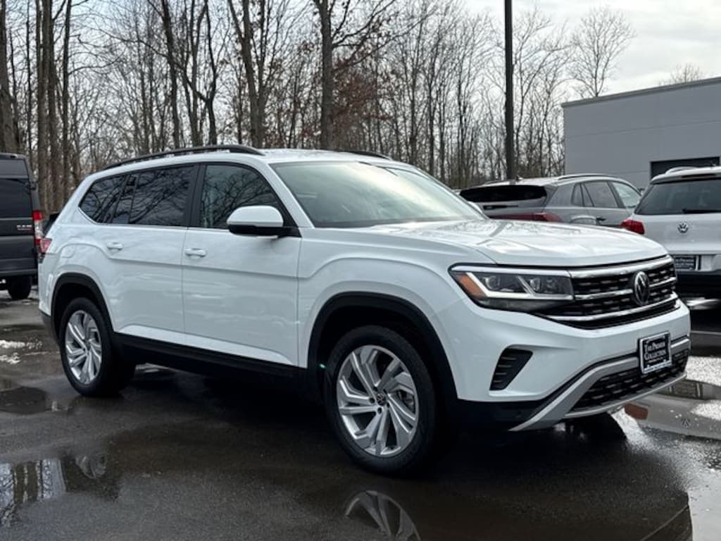 Used 2023 Volkswagen Atlas 3.6L V6 SE w/Technology SUV