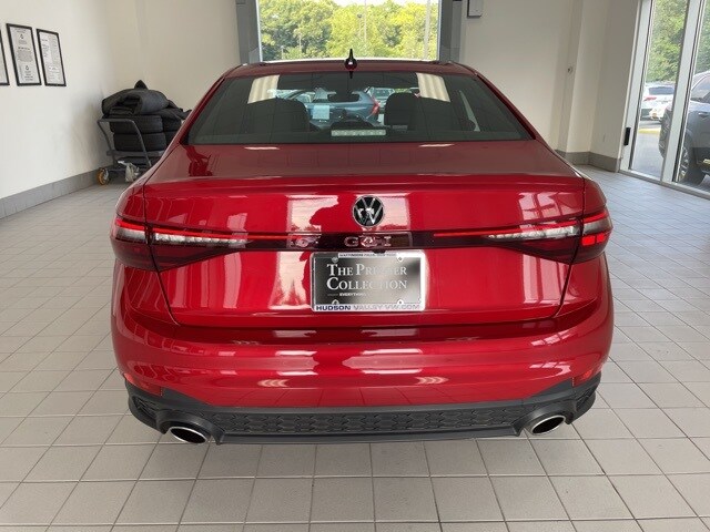 2025 Volkswagen Jetta GLI 2.0T Autobahn photo 3