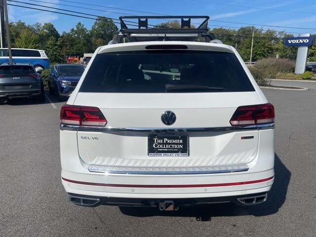 2022 Volkswagen Atlas V6 SEL Premium R-Line photo 2