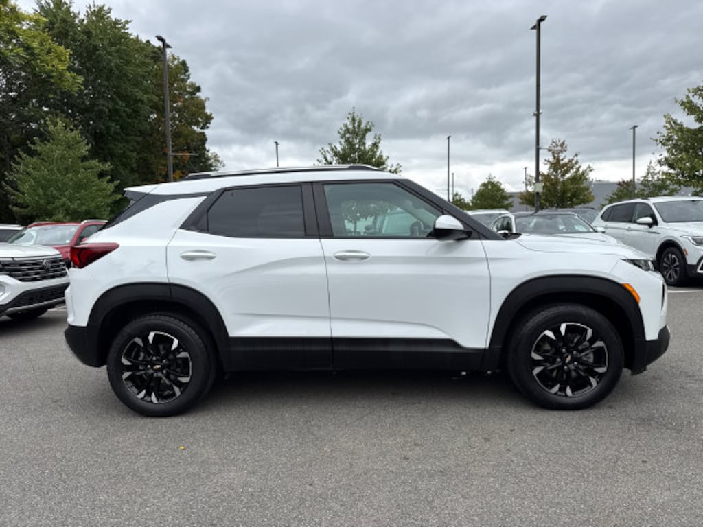 Used 2023 Chevrolet Trailblazer LT SUV
