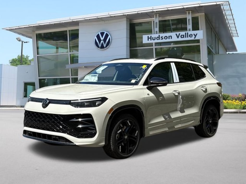New 2026 Volkswagen Tiguan 2.0T SE R-Line Black SUV