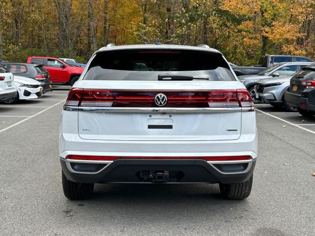New 2026 Volkswagen Atlas Cross Sport 2.0T SEL SUV