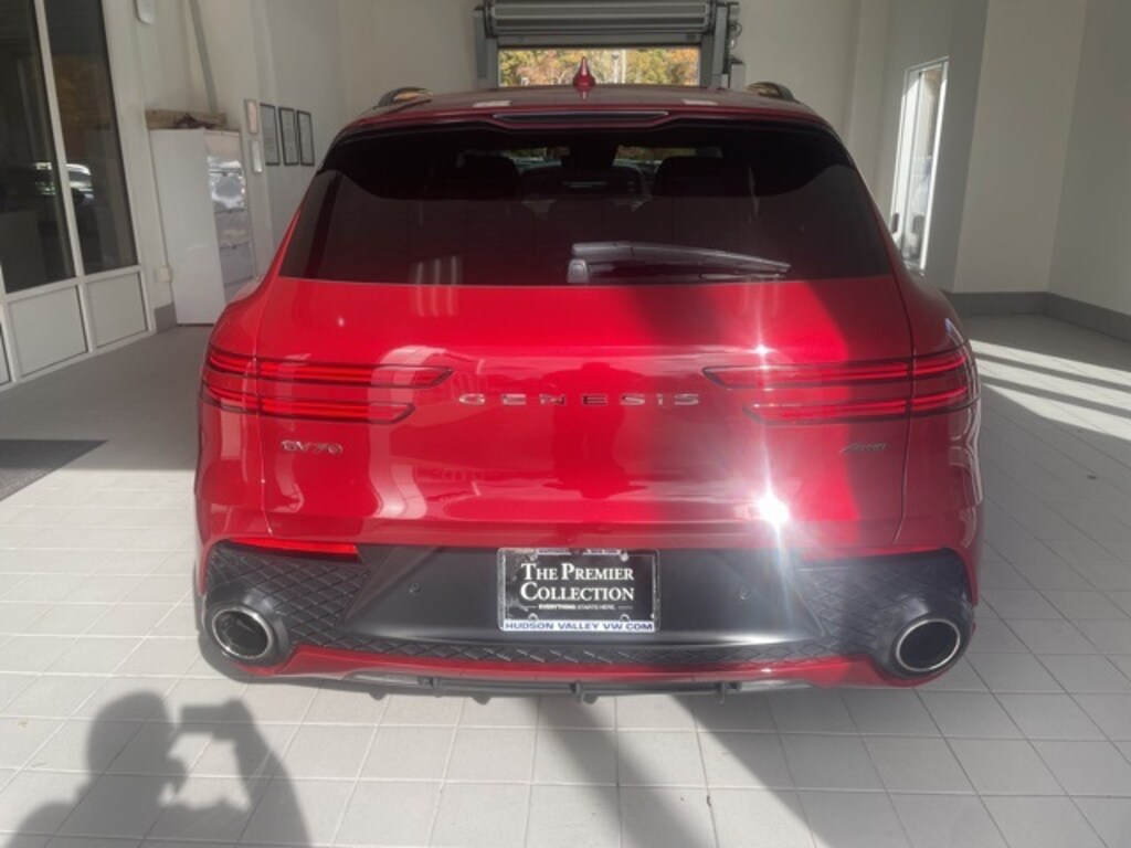 Used 2023 Genesis GV70 2.5T SUV