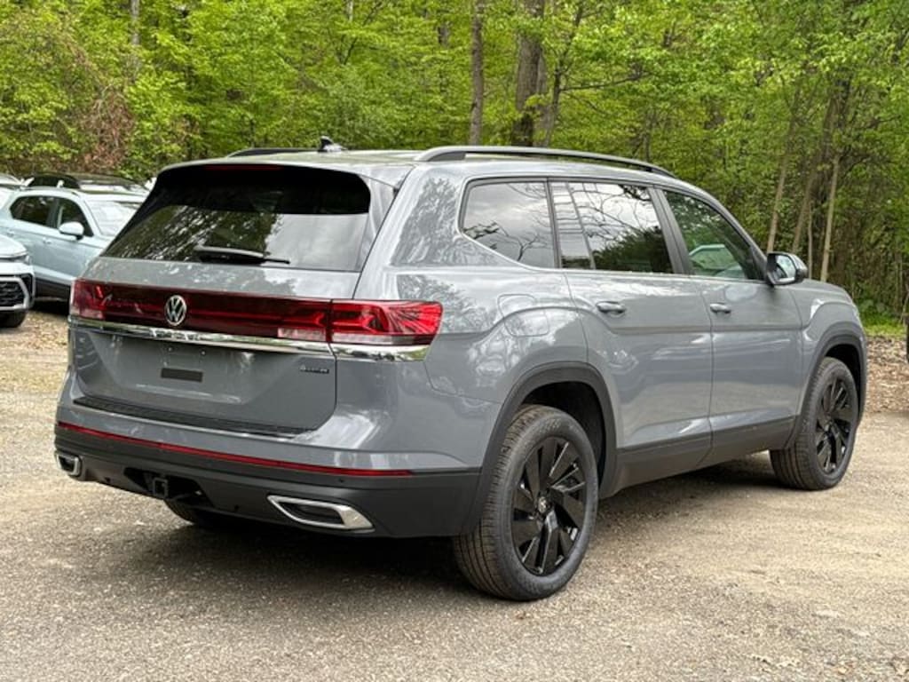 New 2026 Volkswagen Atlas 2.0T SE w/Technology SUV