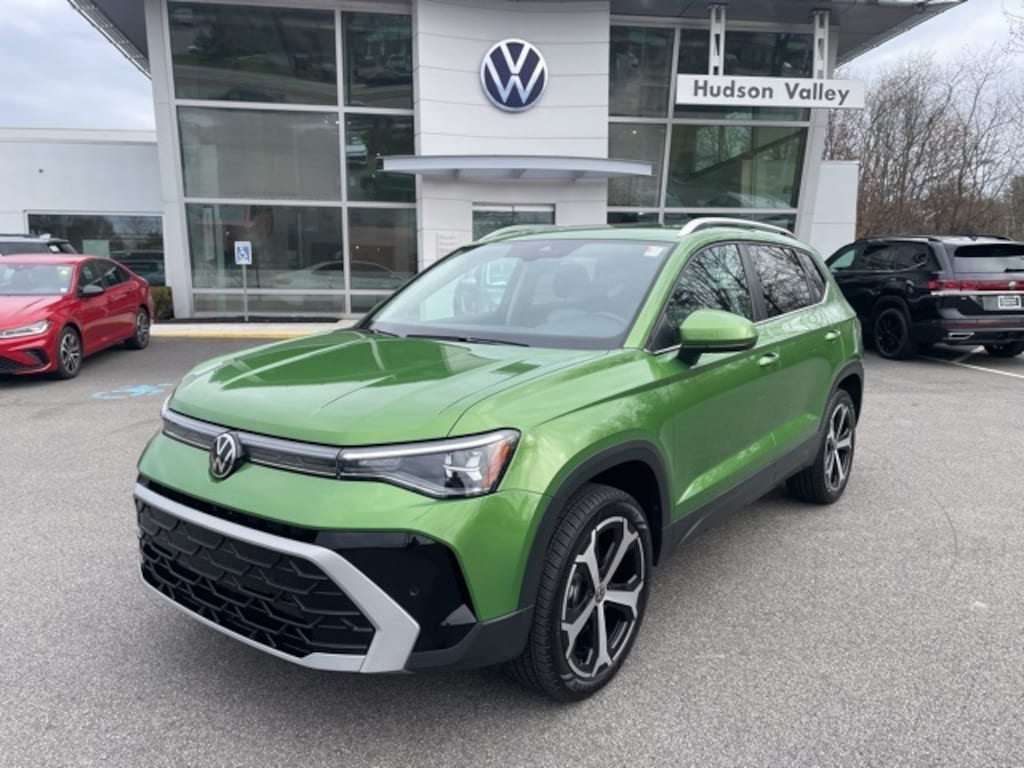 Certified 2025 Volkswagen Taos 1.5T SEL SUV