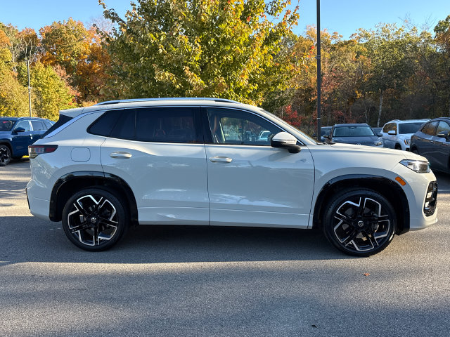 Used 2025 Volkswagen Tiguan 2.0T SEL R-Line SUV