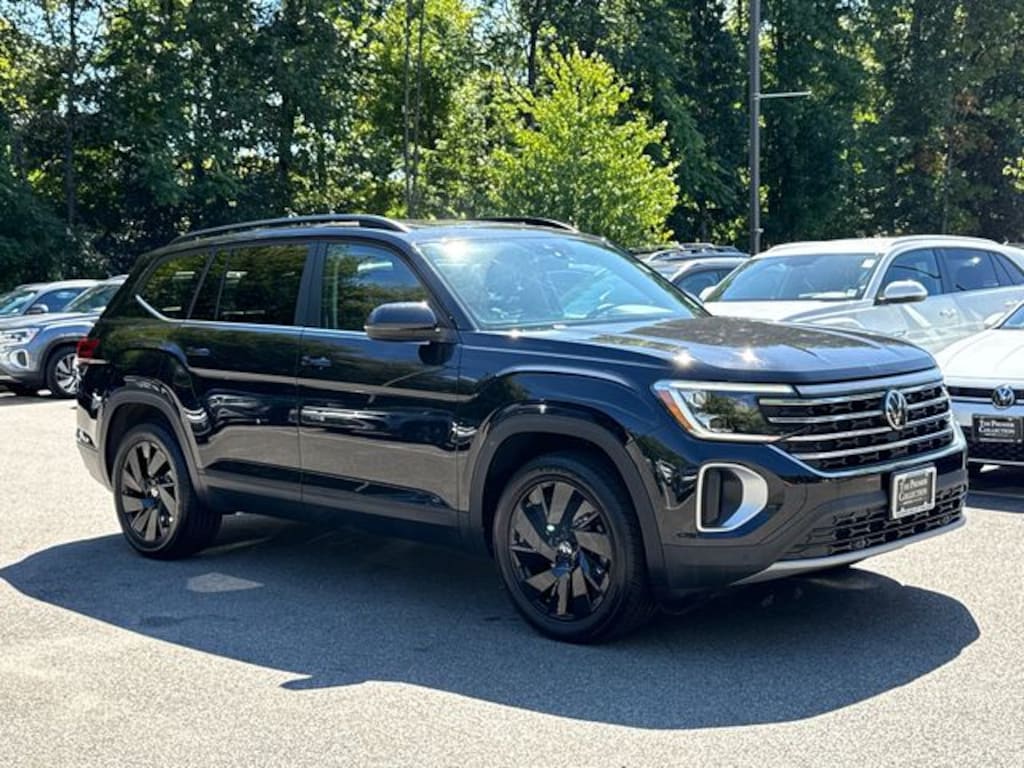Certified 2024 Volkswagen Atlas 2.0T SE w/Technology SUV