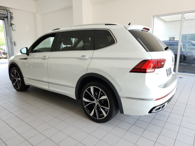 Certified 2022 Volkswagen Tiguan SEL R-LINE with VIN 3VV4B7AX8NM099091 for sale in Wappingers Falls, NY