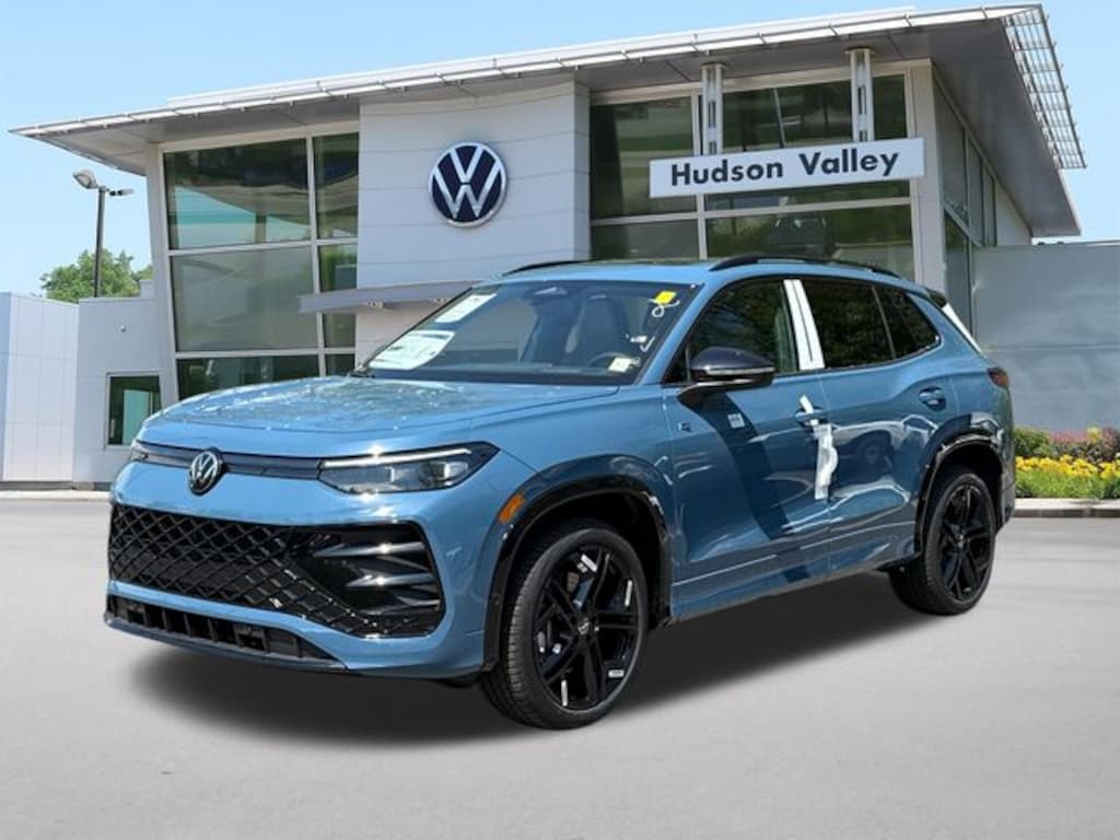 New 2026 Volkswagen Tiguan 2.0T SE R-Line Black SUV