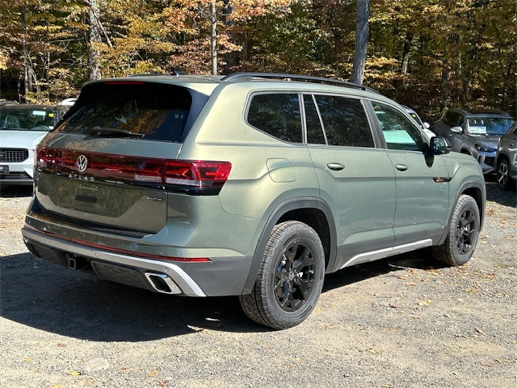 New 2025 Volkswagen Atlas 2.0T Peak Edition SUV