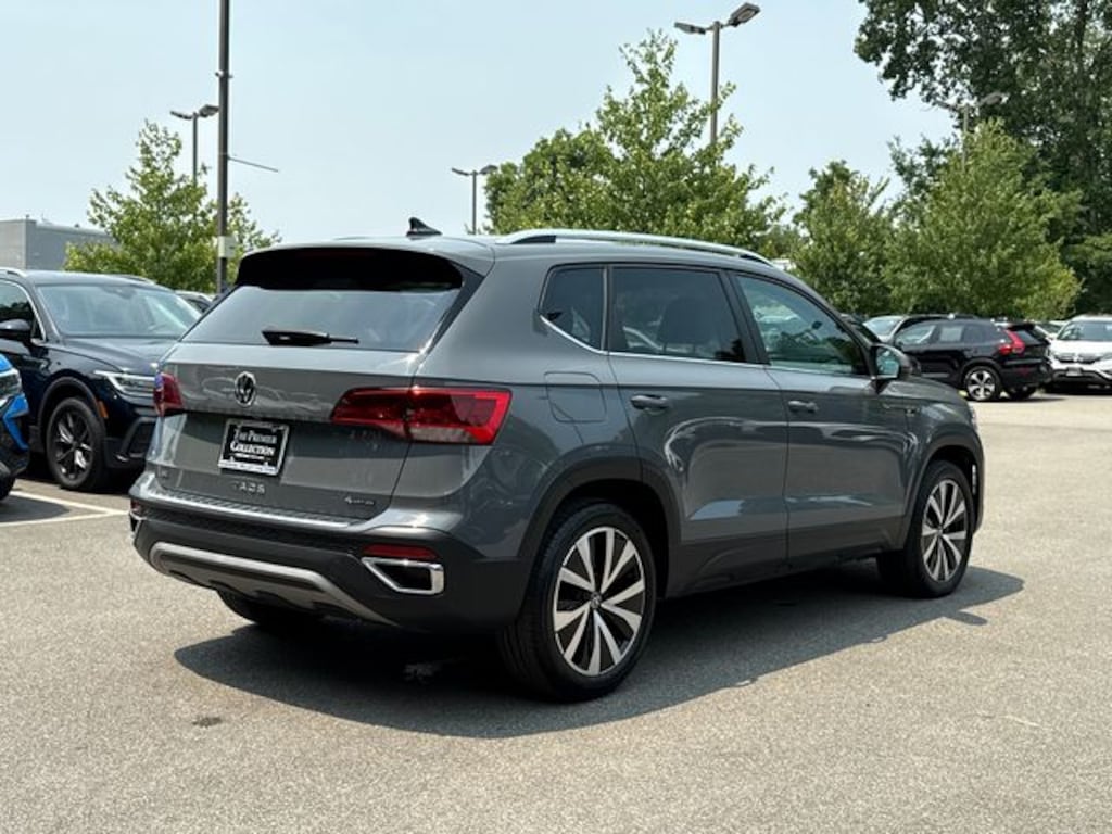 Certified 2022 Volkswagen Taos 1.5T SE SUV