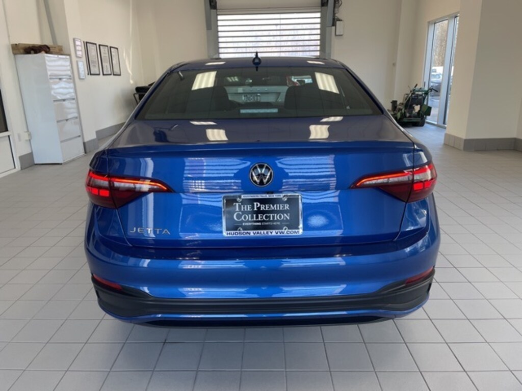 Certified 2024 Volkswagen Jetta 1.5T Sport Sedan