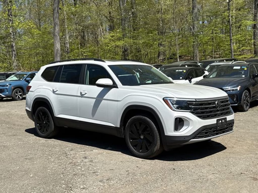 New 2026 Volkswagen Atlas 2.0T SE w/Technology SUV