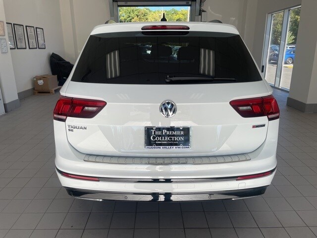 2021 Volkswagen Tiguan SE R-Line Black photo 3