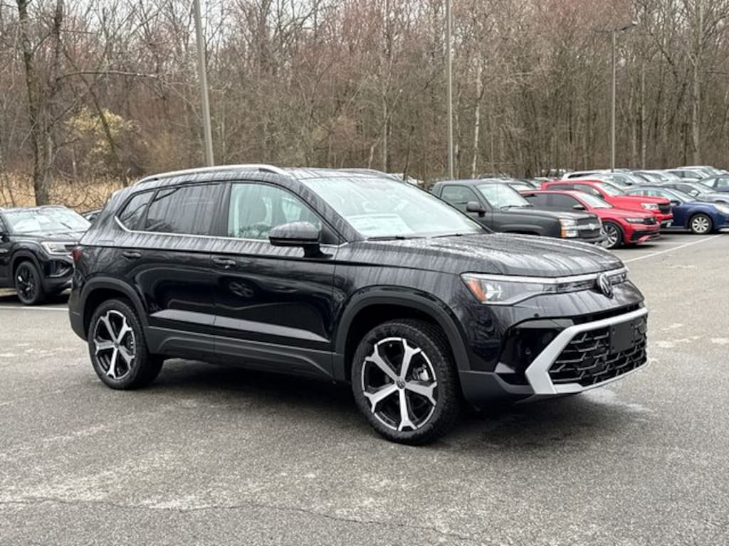 New 2026 Volkswagen Taos 1.5T SEL SUV
